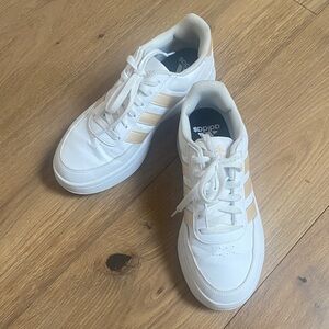 adidas White Sneakers with Beige Stripes